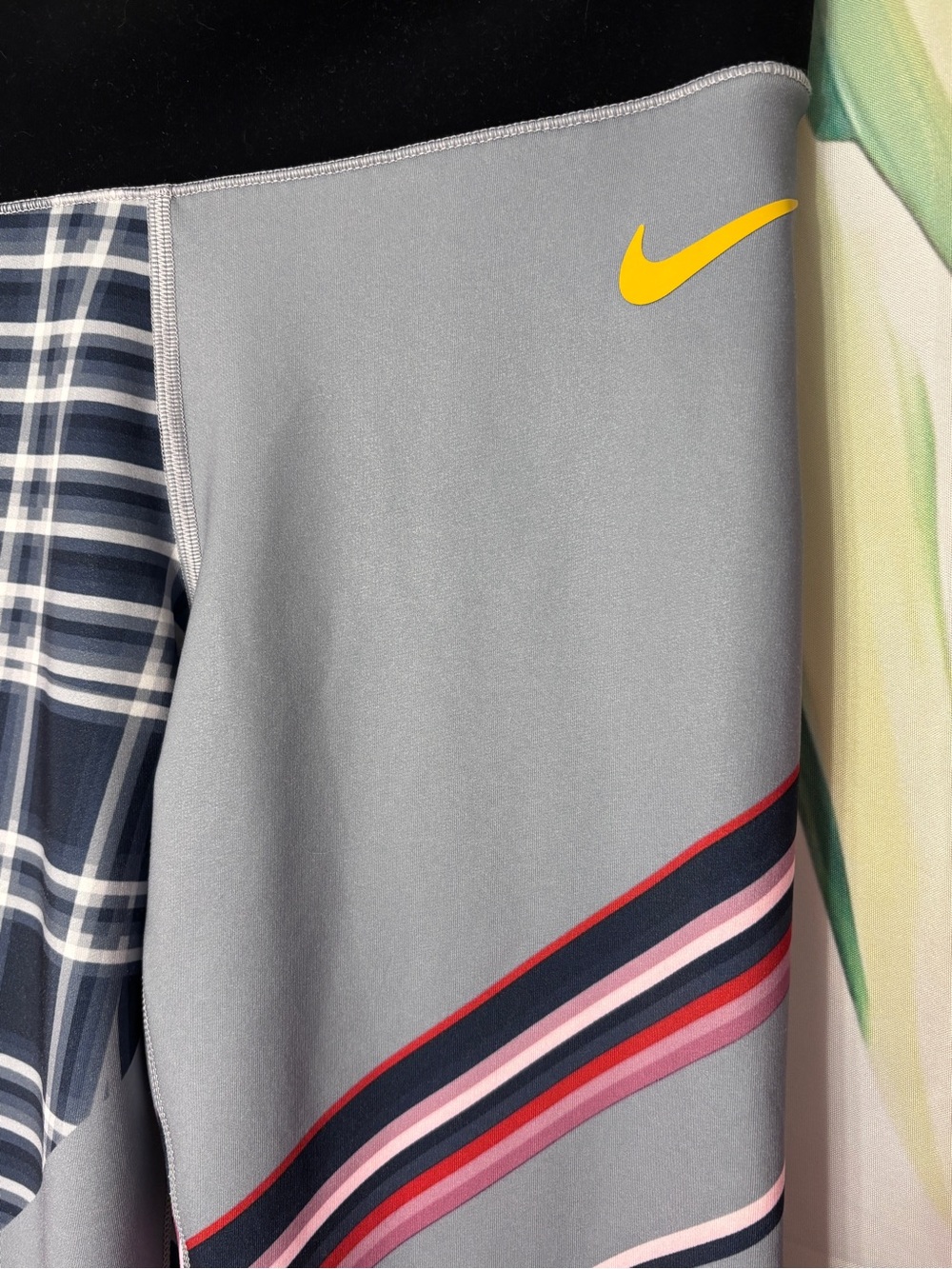 Nike Pro Hyperwarm leggings size small - Picture 8 of 14